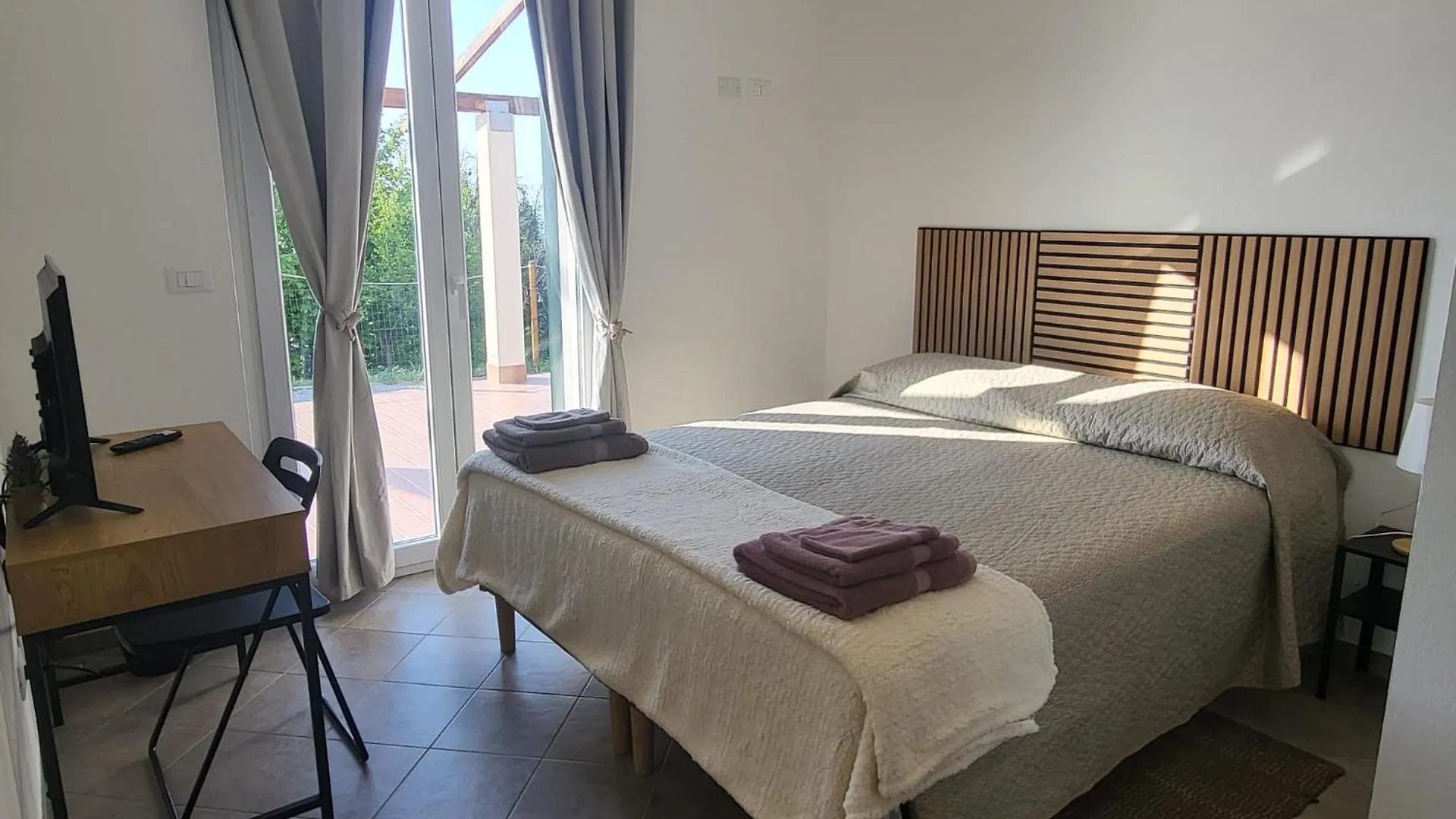 Affittacamere Hotel P R A T O E O N D E Cogoleto Italia